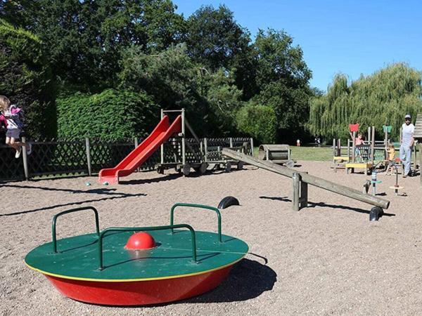 Mobil Home Xxl2 4 Chambres - Camping Les Bois Du Bardelet Poilly-lez-Gien Esterno foto